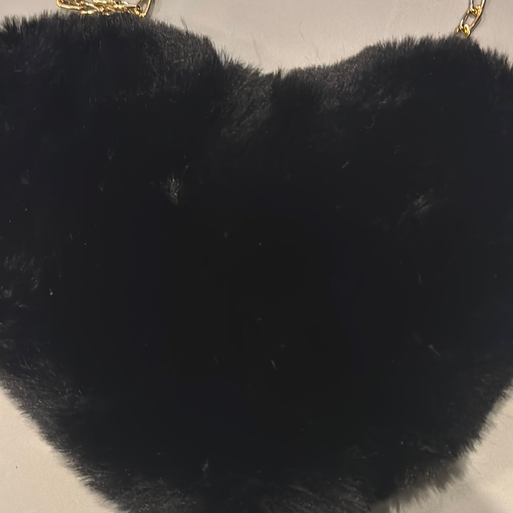 - Black Faux Fur Heart-Shaped Bag with Gold Chain - Picture 5 of 7